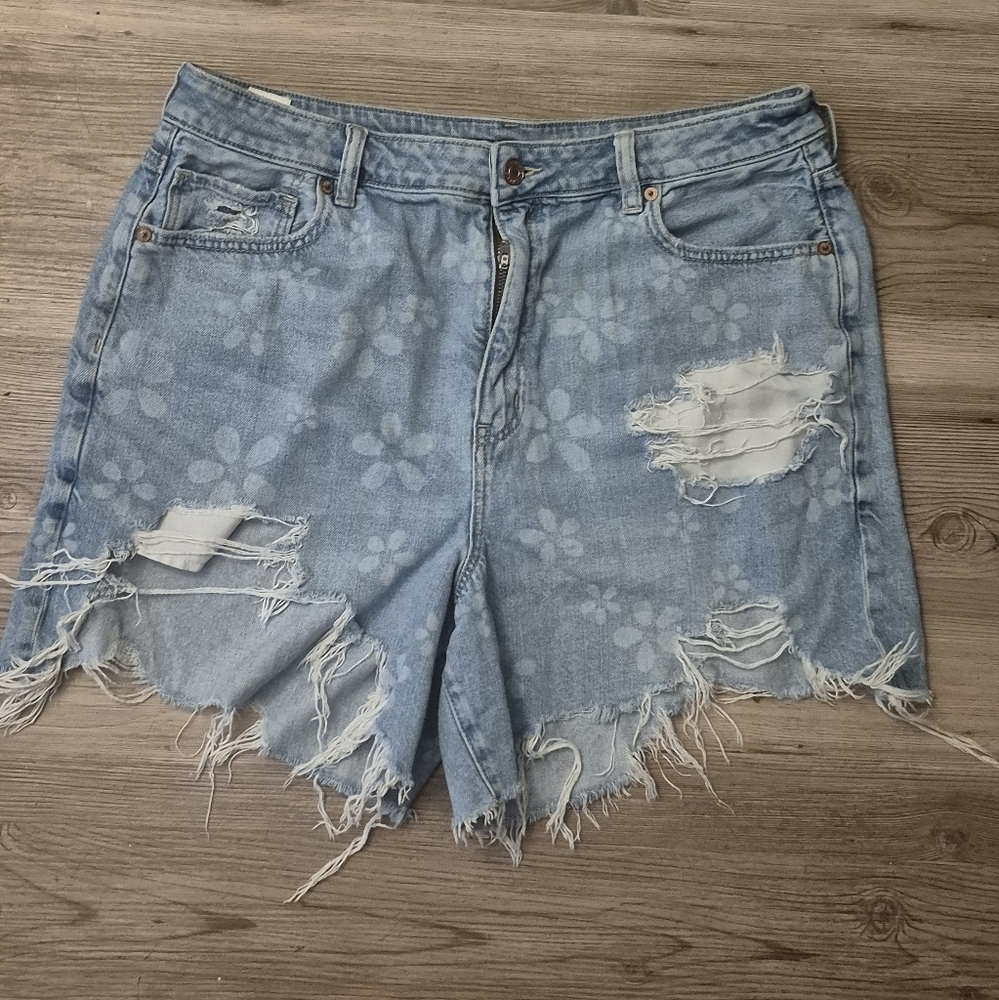 American Eagle Outfitters Blue Distressed Jean Shorts